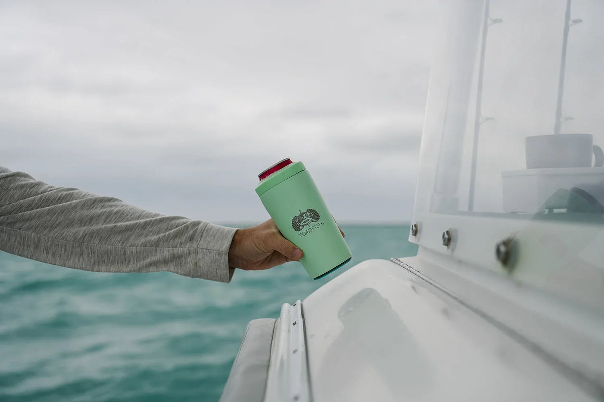 Spill proof can coolers and tumblers