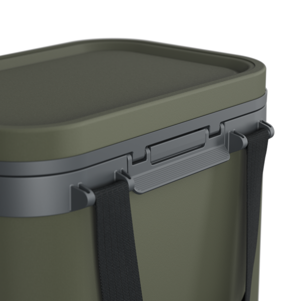 Dometic Recon Softside ZL Large soft cooler in Lichen, angled view