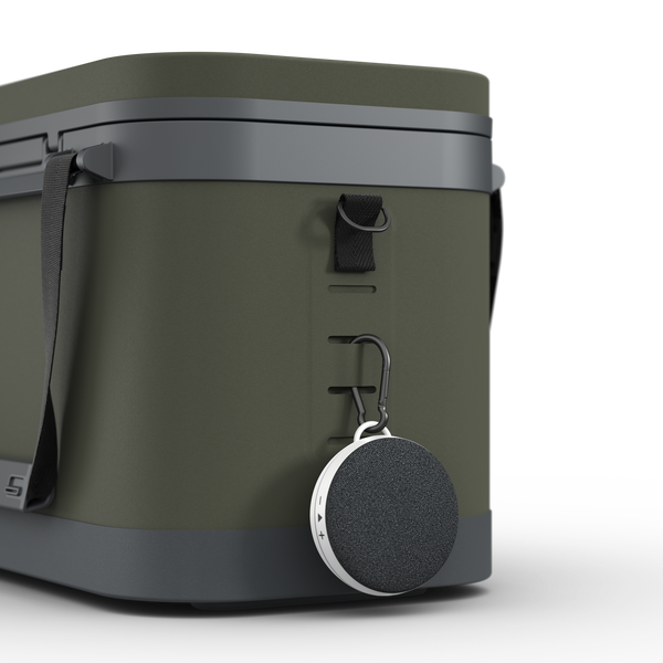 Dometic Recon Softside ZL Large soft cooler in Lichen, open lid