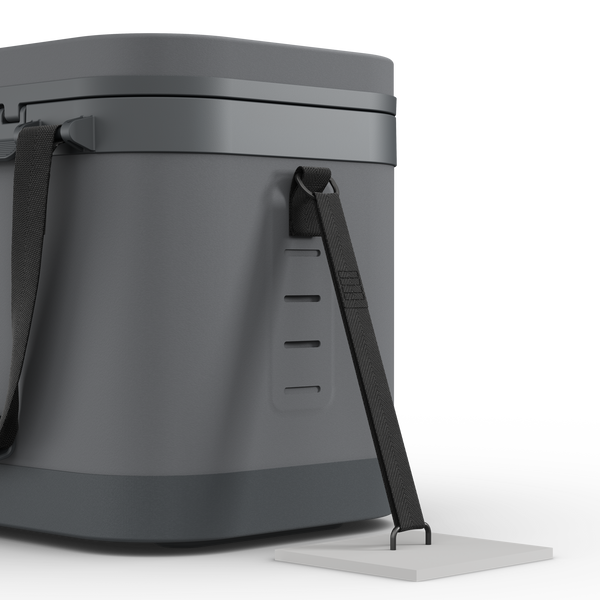 Dometic Recon Softside ZL Medium soft cooler in Silt, detail view