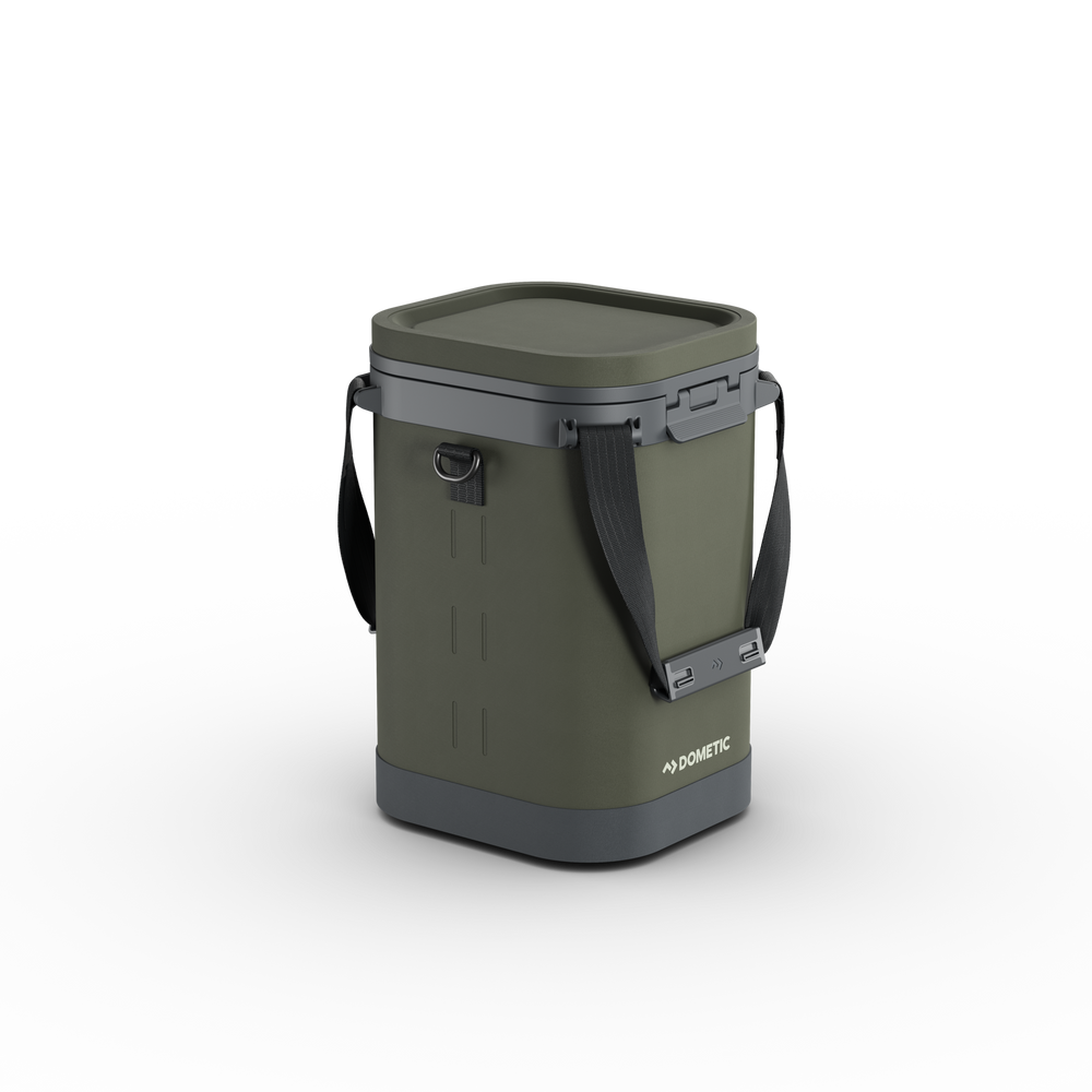 Dometic Recon Softside ZL Small soft cooler in Lichen, front view