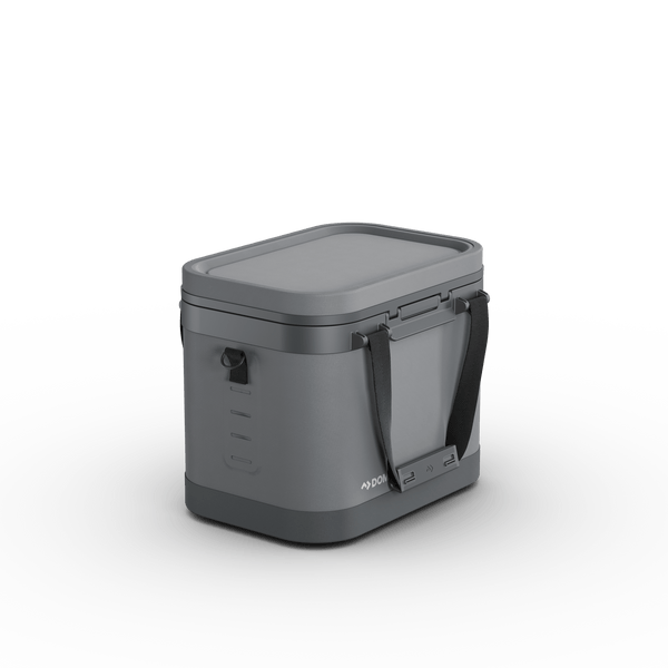 Dometic Recon Softside ZL Medium soft cooler in Silt, front view